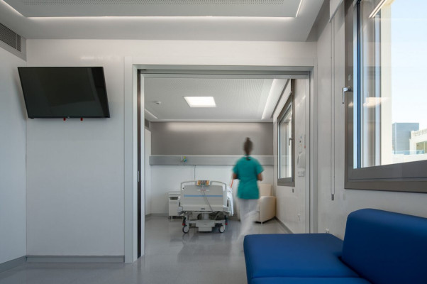 Suites en Hospital Quirónsalud de Marbella - Peinado Arquitectos